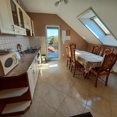 Hajnalka Vendeghaz Apartment Balatonoszod Exterior photo
